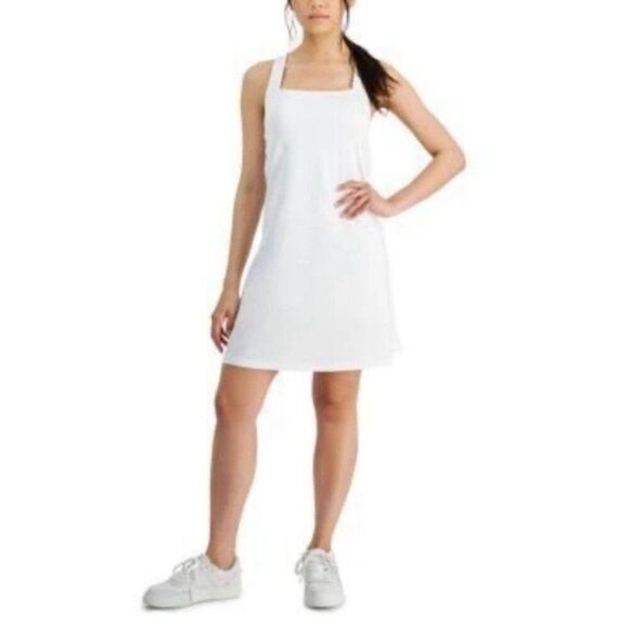 Large White Sleeveless Athletic Dress Built In Bra With Shorts Athletic NWT - Picture 1 of 9